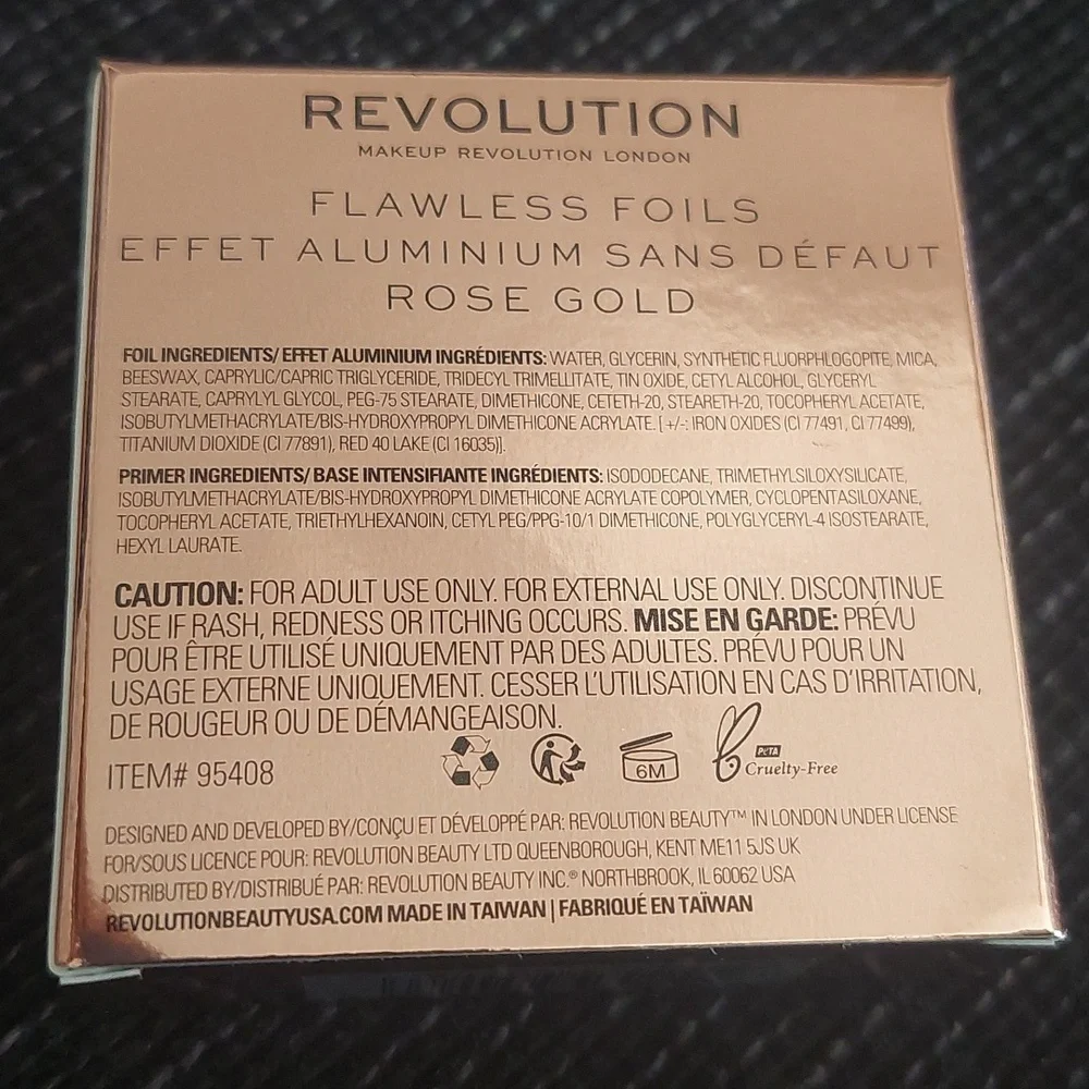 New makeup revolution‎ flawless foils rose gold